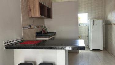 Quarto privativo com sala e tv em Villa Hostel - Foto 3