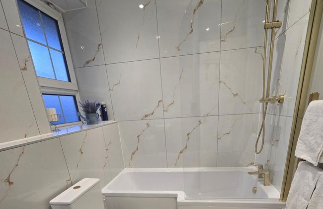 1BR Sleeps6 Elizabethline Ws98 - Photo 11