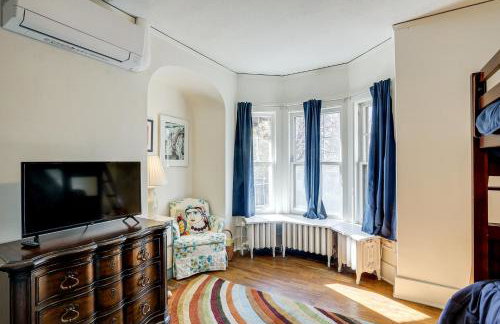 Historic Home Overlooking Central Riverside Park! - Foto 31