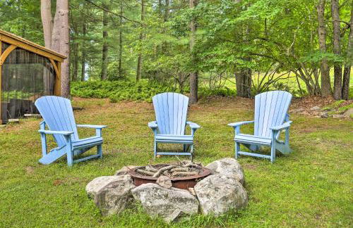 Steps to Lake Tafton Cottage with Fire Pit and Grill - Foto 22