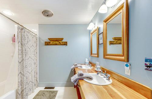 Idyllic Vermont Farmhouse Mtn Views on 200 Acres! - Foto 20