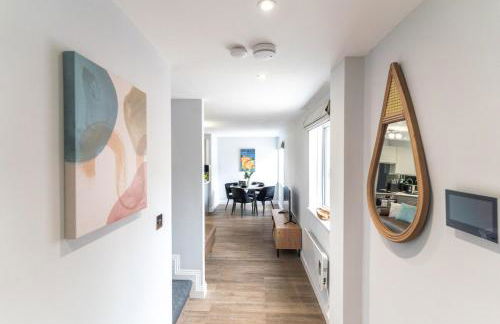 Redwood Escape Stylish New Forest Stay Sleeps 4 Near Paultons Park - Foto 11