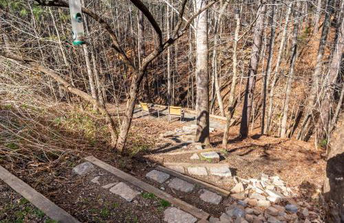 Modern 3-BR Townhome w Private Backyard Near RTP - Foto 54