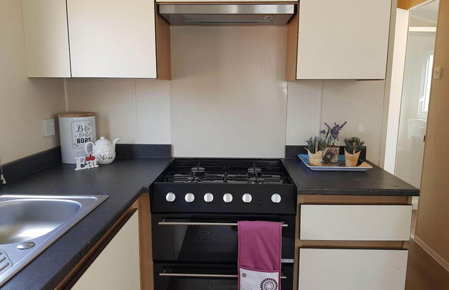 Pool-garden-2br-parking-wifi-sleeps6 - Foto 6