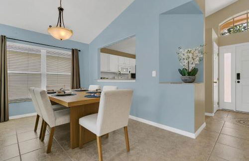 Dream Stay Orlando with a pool and home theater - Photo 23