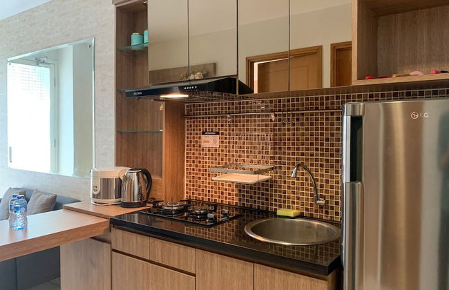 Comfort And Tidy 2Br At Cinere Bellevue Suites Apartment - Foto 10