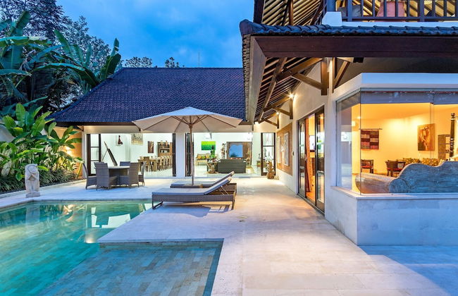 Villa Candi Kecil Empat by Villa Finder - Foto 27