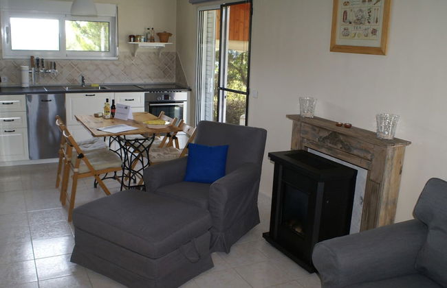 Holiday Home With Garden in Kritinia - Foto 12