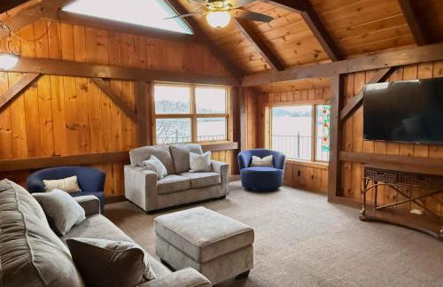 Fox's Den Your Lakefront Escape with Dock and Stunning Views - Foto 8