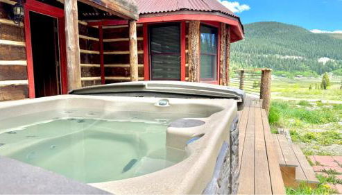 Alma Cabin 30 Mins to Breckenridge - Hot Tub - Game Room - Workstation - Starlink WiFi - Photo 2