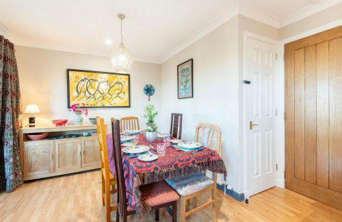 Spacious 3 Bedroom Retreat for up to 6 - Foto 17