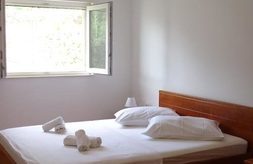 6 pax Apertment ON THE BEACH with Terrace, Sea view, Garden, Parking ensured, first floor - Photo 13