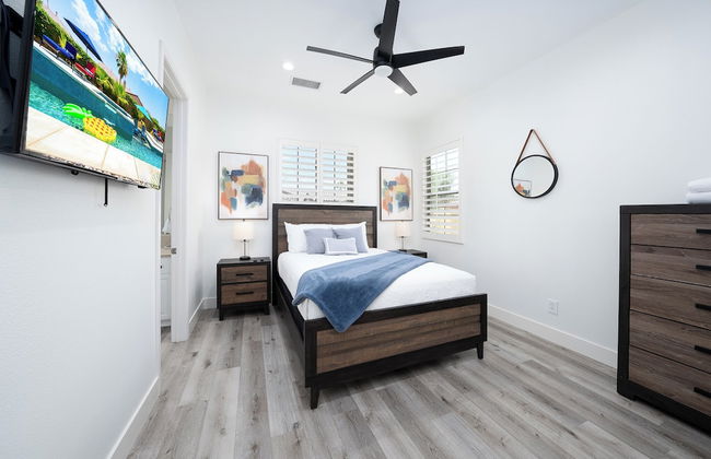 Luxurious 5BR Resort Style Home w/ Pool & Spa - Foto 3