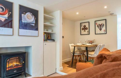 Cosy 2BD Cottage in Oxfordshire - Near Daylesford! - Photo 51