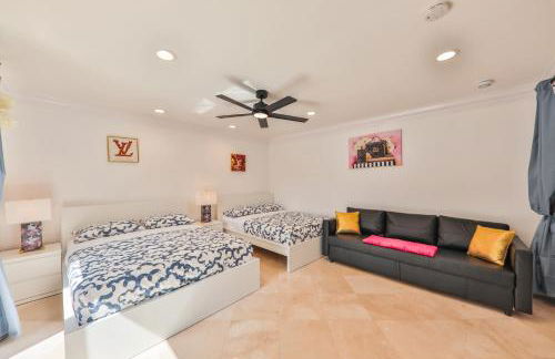 Hollywood Family Vibes - Foto 30