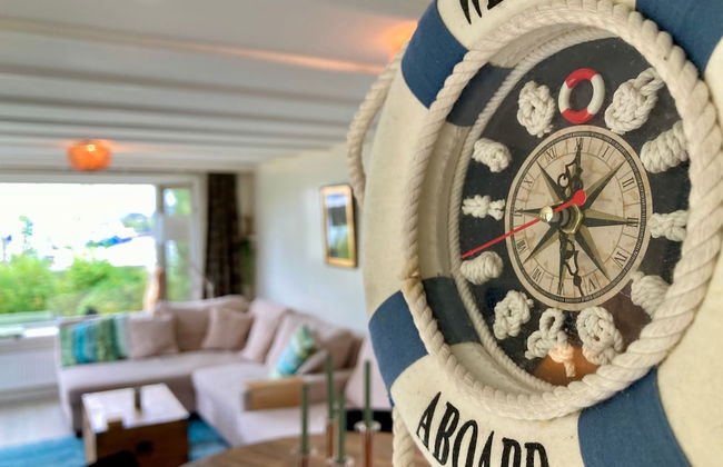 Charming Bungalow in Anjum, Netherlands With Lake Views - Foto 8