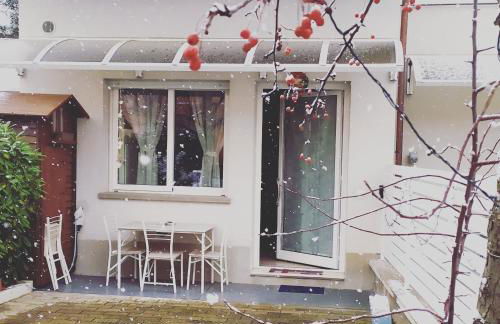 BHH Appartamento Signorini Bologna -wwwbolognaholidayhomecom- Parcheggio Riservato e Giardino - Holiday House Bologna Garden Parking - Foto 13