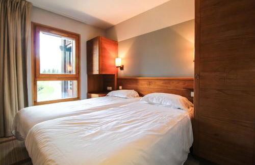 Stunning 3-bedroom apartment with mountain views - Foto 71