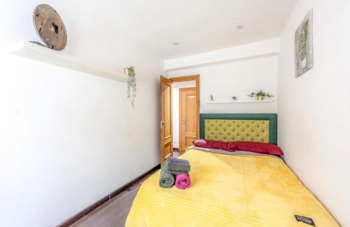 NUEVO 8 minutos ayuntamiento, 10 catedral, WIFI - Foto 19