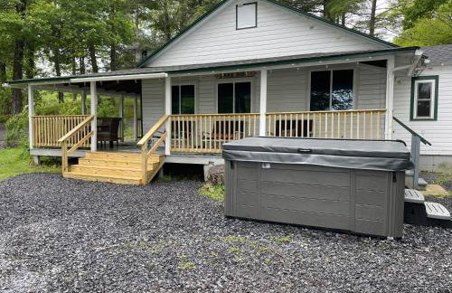 Lakefront Haven Modern Cottage - Foto 62