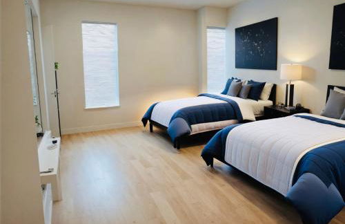 Stay in Style Hollywood Residences with Free Parking - Foto 55