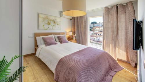APARTAMENT PAU CASALS, 2 min walk from the sea & sea view - Foto 5