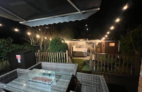 8min to City, Hot Tub House, Fire Pit, Free Parking - Foto 22