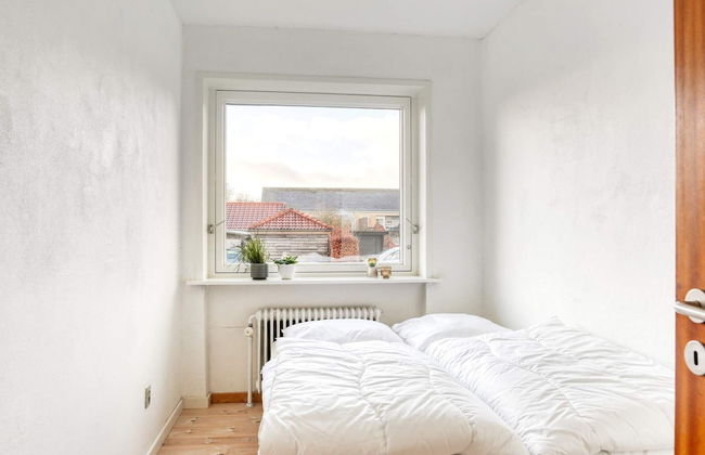 6 Person Holiday Home in Strandby - Photo 3