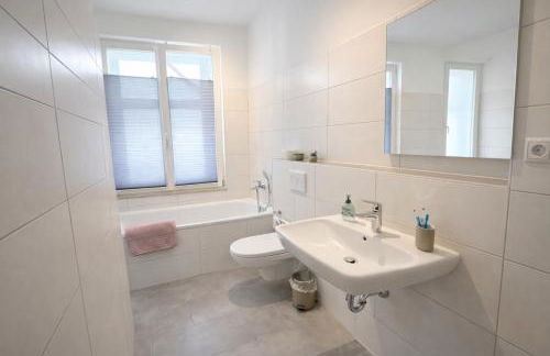 SCHEE Apartments - stilvolle & zentrale Wohnungen mit Privatparkplatz - Foto 44