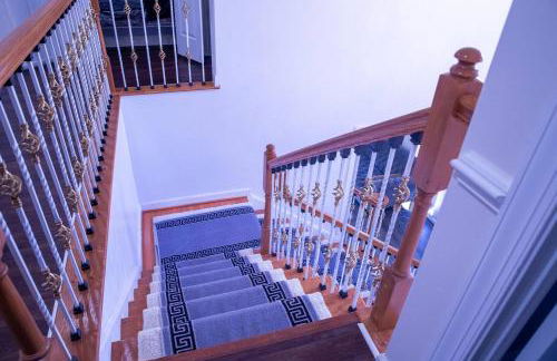 Spacious 5 BR House w/ Gym - Foto 74