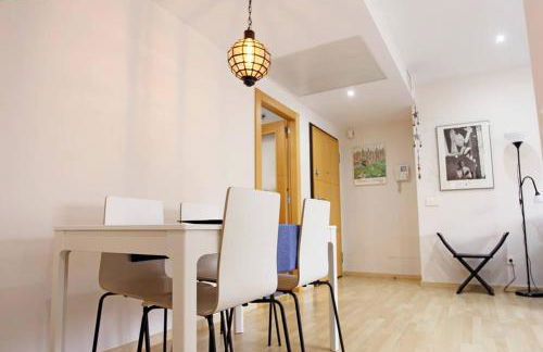 Ático con terraza y vistas, parking gratuito - Foto 7