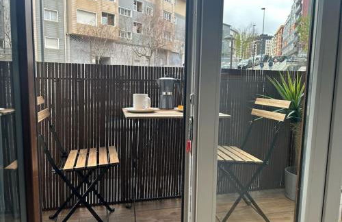 Piso Deluxe con Balcón Cerca del Casco Viejo - Foto 21