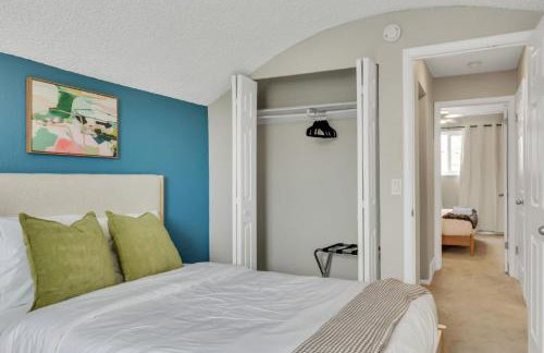 Chic Family Retreat with Game Room backyard with fire pit and minutes to Downtown! - Photo 42