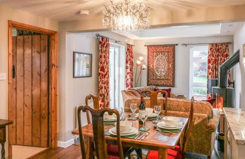 South Lodge - Photo 5