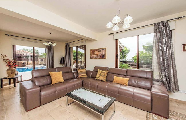 Villa Nikos Argaka - Photo 1