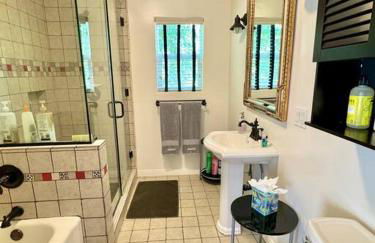 Prime West Los Angeles 4 Bedroom 2 Bathroom House - Foto 15