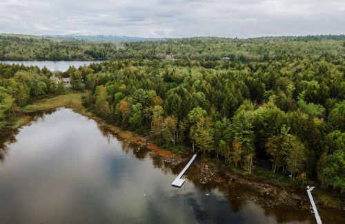 Waterfront Sebec Lake Home with Yard and Fire Pit - Foto 34