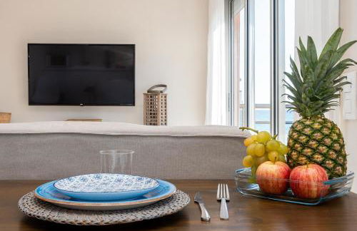 Ocean view apartment renovated - Photo 11