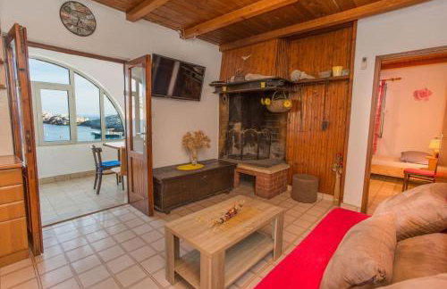 Robinson Elizabeta - Photo 5