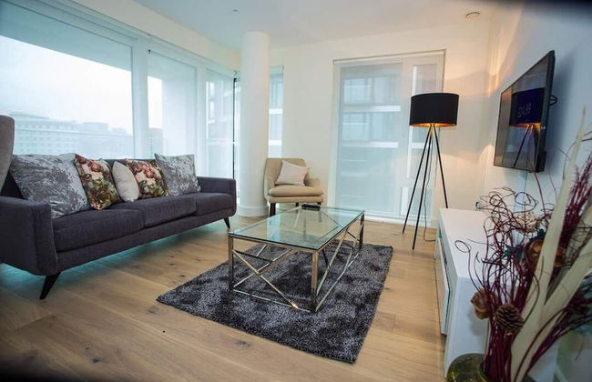 PREMIUM WOOLWICH 2 BED APARTMENT - Photo 7