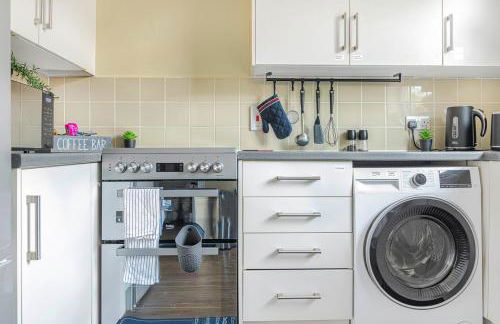 Rosewick Villa Ideal for Families n Professionals - Photo 28