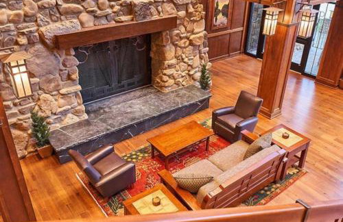 Enjoy the views of Table Rock Lake in this 2BD resort condo - Foto 24