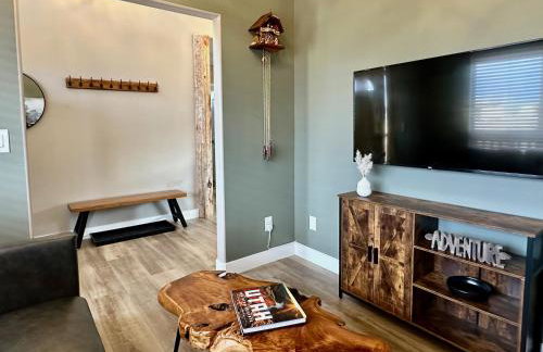 Beehive Basecamp Explore Ski Play and Make Memories - Foto 12