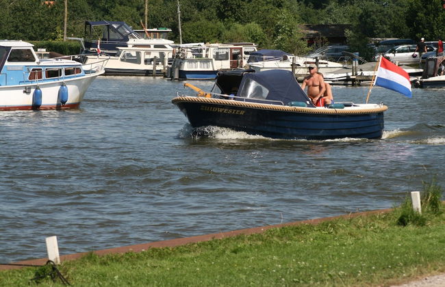 Family Getaway w/ Garden - Photo 26