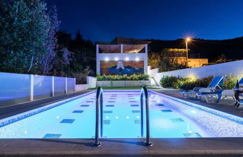 Luxury apartment Sara with heated pool - Photo 4