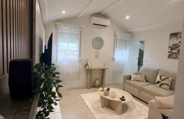 Suite Elégance, Design, Calme, Clim et Parking - Foto 1