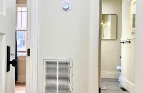 Iconic 2BR Bungalow, Short Walk to SJSU, with Parking - Foto 39