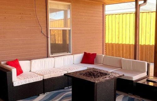 McKinley House Prime - Pool, Patio and Garage - Photo 28