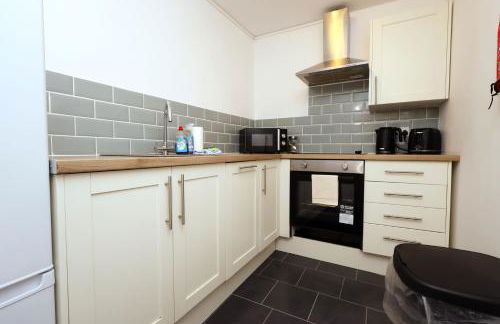Studio - Kitchen - Parking - Ideal for Contractors - Foto 18