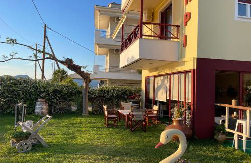 Akrotiri Rooms - Photo 27